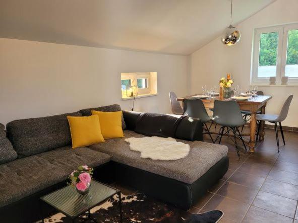 Familienfreundliche Grosszuegige Ferienwohnung Schlierachwelle Zwischen Schliersee Und Tegernsee Hausham Ngoại thất bức ảnh